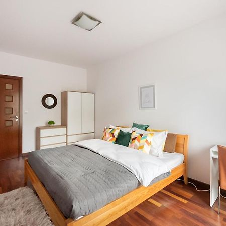 Wola Sunset Apartment Free Parking Varsovie Extérieur photo
