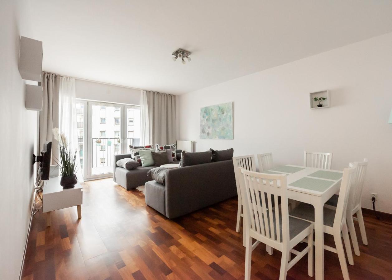 Wola Sunset Apartment Free Parking Varsovie Extérieur photo